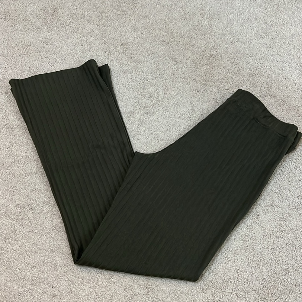 BP. ribbed knit pants from Nordstrom Ribbed Bootcut Flate Pants Size Large - Picture 2 of 8